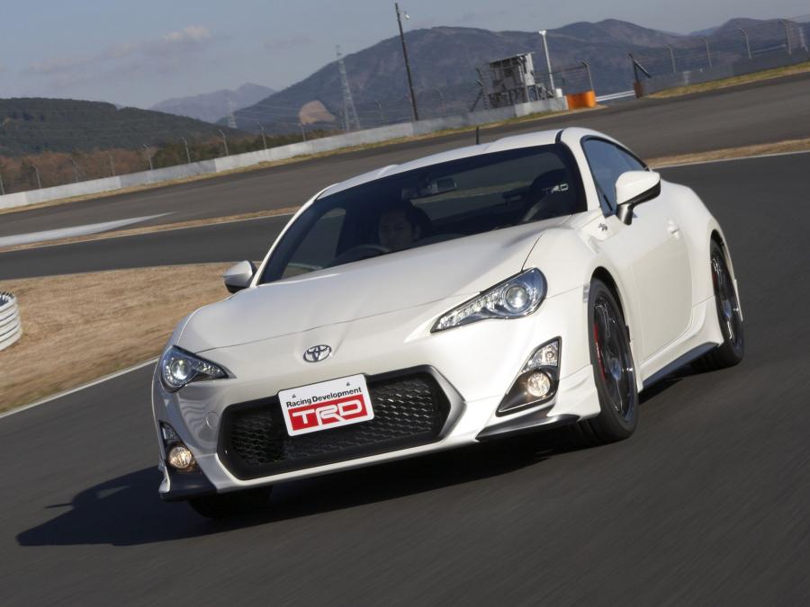  Toyota GT 86 by TRD 2012 года  (фото 3 из 3)